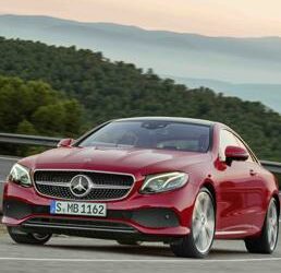 Ecco la nuova Mercedes E Coupé che guida quasi da sola