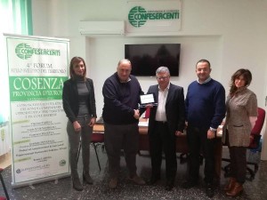 cosenza-opportunita-per-le-imprese-e-la-necessita-di-fare-rete-per-produrre-sviluppo1