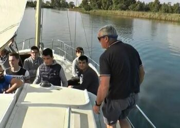 Gli studenti del Nautico di Corigliano a scuola di vela per diventare istruttori
