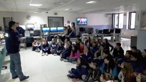 gli-studenti-dellistituto-carducci-di-reggio-calabria-in-visita-alla-questura3