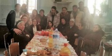 Il Pranzo di Natale dell’Oratorio e Arcobaleno di Ciro’ insieme al Coro e Cast