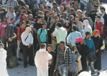 Gli uffici ASP di Crotone sono stati trasformati in dormitori per immigrati