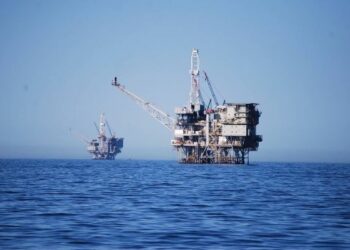 CGIL Crotone: Continuano le autorizzazioni per trivellare il nostro Mare