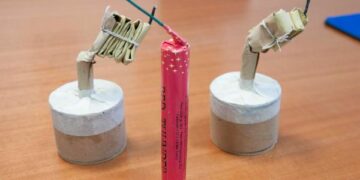 Deteneva illegalmente materiale esplodente, denunciato dai Carabinieri