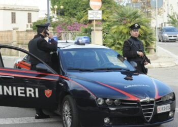 Furto in negozio: commessa chiama il 112, ladro arrestato dai Carabinieri