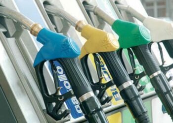 Trasparenza prezzi Carburanti: Contestati 12 distributori per violazioni