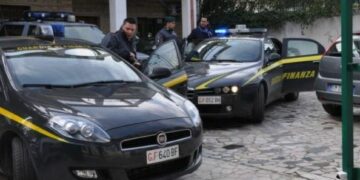 Traffico internazionale di droga, 54 fermi e sequestro beni per 8 milioni di euro