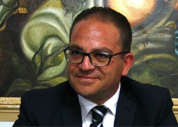 Scuola-Lavoro: Recuperare gli archivi storici del Comune di Ciro’, 20 studenti coinvolti