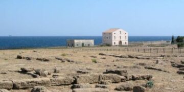 12 misure cautelari e 47 perquisizioni per i Tombaroli di Capo Colonna