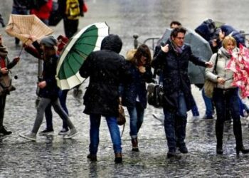 Condizioni Meteo, domani pioggia intensa e forti raffiche di vento