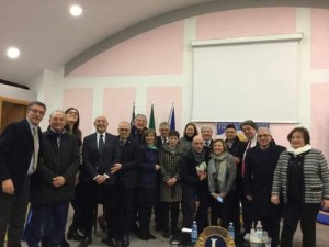 “Memorie” di Apollo Aleo al al Teatro Alikia di Cirò Marina4