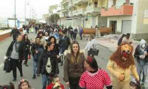 Carnevale con premi per le maschere e le filastrocche più belle