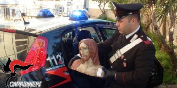 Opere d’Arte rubate, ritrovati in casa di un reggino 1 mezzobusto e 13 dipinti