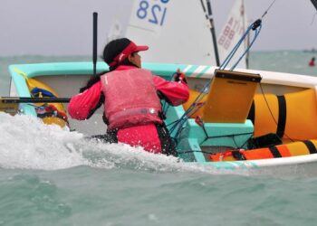 Vela, Crotone in festa per la Bper Carnival Race: i risultati della seconda giornata