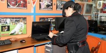 Controlli dei Carabinieri nei locali, 26 violano i diritti d’autore di Sky e Mediaset