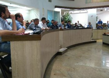 Crotone, il Sindaco gioca con le poltrone violando il T.U.E.L. (Testo Unico Enti Locali)