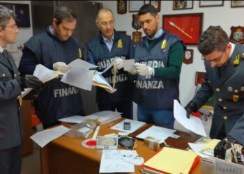 Arrestato Falso funzionario dell’Unione Europea, prometteva finanziamenti a fondo perduto