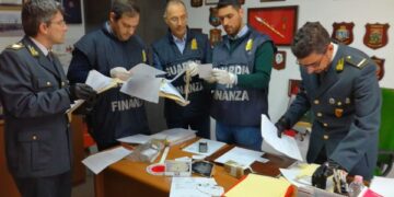 Arrestato Falso funzionario dell’Unione Europea, prometteva finanziamenti a fondo perduto