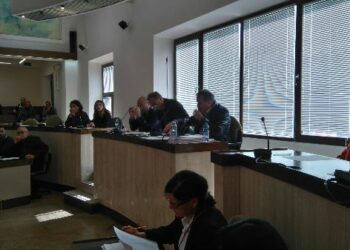 Crotone, seduta consiliare del 27 marzo nominato nuovo collegio dei revisori. Approvato il piano dei rifiuti