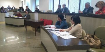 Crotone, approvato a maggioranza il bilancio di previsione