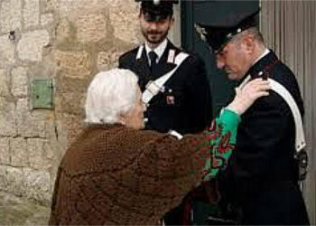 I Carabinieri di Petilia Policastro incontrano adulti e anziani di Mesoraca