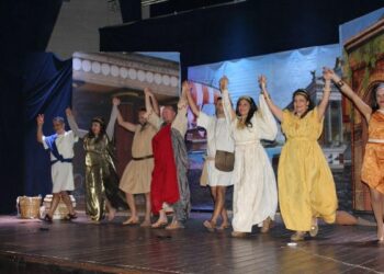 Il Liceo Patrizi presenta la commedia “i Gemelli di Krimisa” al Teatro Comunale di Cariati