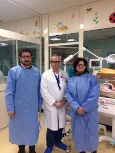 Ospedale di Crotone, Le Quattro Porte di Cirò donano lampada scialitica alla neonatologia1