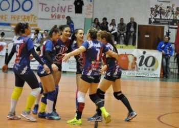 Pallavolo, WeCar Crotone – Vibo 3-0