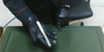 Torre Melissa, entra a Scuola armato di un Coltello, denunciato dai Carabinieri