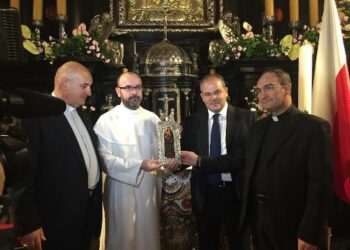 Ufficializzato il gemellaggio tra i Santuari di Capocolonna e Czestochowa