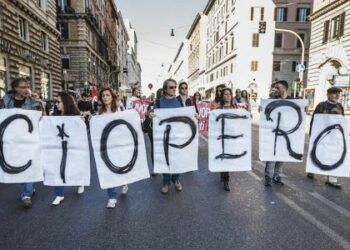 Domani, venerdì 17 marzo: Sciopero della Scuola, manifestazioni in tutta Italia
