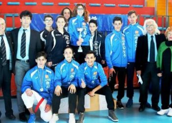 I volontari dell’Associazione Mediterranea ripuliscono la Pineta di Cirò Marina