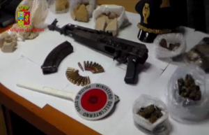 Blitz antidroga della Polizia di Stato, 17 misure cautelari