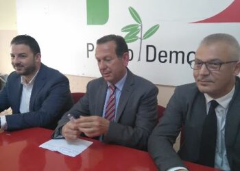 Crotone, primarie Pd: “Avanti insieme” Renzi segretario