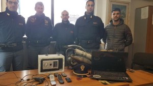 Due ladri colti sul fatto dalla Polizia di Stato, arrestati due crotonesi1