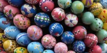 Idee per una Pasqua in compagnia: dai piatti tradizionali alle attività da fare insieme