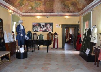 Inaugurazione della mostra “Indossare la storia” a Santa Severina
