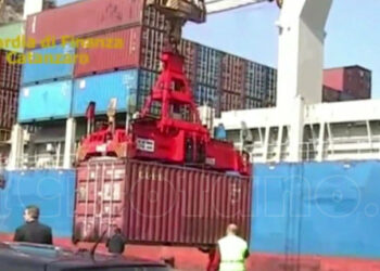 Operazione “Gerry”: traffico di cocaina dal sudamerica, 19 arresti