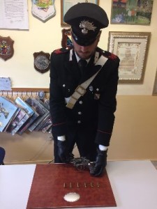 Padre e figlio minacciano giovane di Ciro’ Marina e poi aggrediscono i Carabinieri1