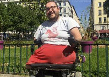 Sedia a rotelle rubata ad un disabile, la denuncia e il ritrovamento diventano social