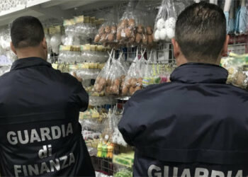Sequestrati 4 milioni di “Uova di Pasqua” decorativi, pericolosi per i consumatori
