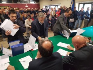 Sottoscritto tra Presidente della Regione, Mario Oliverio e i sindaci dei Comuni di Longobucco e Cropalati, Luigi Stasi e Luigi Lettieri1