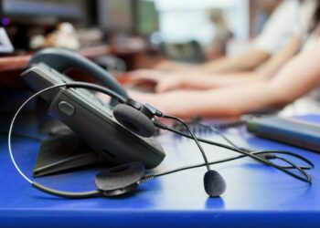 Finti Finanzieri proponevano abbonamenti a una finta rivista della Gdf