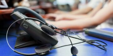 Finti Finanzieri proponevano abbonamenti a una finta rivista della Gdf