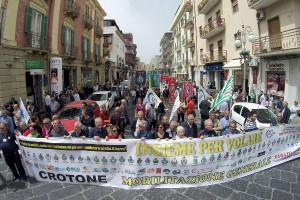 Grande-partecipazione-alla-Manifestazione-Insieme-per-Volare-per-lAereoporto-di-Crotone3