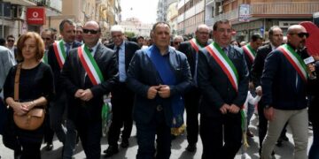 Grande partecipazione alla Manifestazione “Insieme per Volare” per l’Aereoporto di Crotone