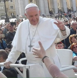 Pasquale e Luigina festeggiano 60 anni di matrimonio con la benedizione di Papa Francesco3