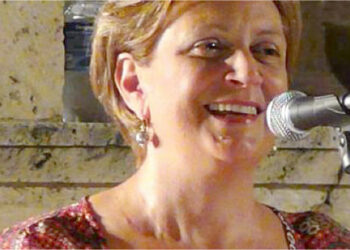 Secondo posto per Angela Caccia di Crotone al III° Festival internazionale della poesia a Mantova