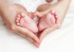 piedini-neonato-586784.610x431