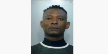 Arrestato a Isola di Capo Rizzuto, un 25enne nigeriano nel Cara di Sant’Anna, torturava migranti in Libia